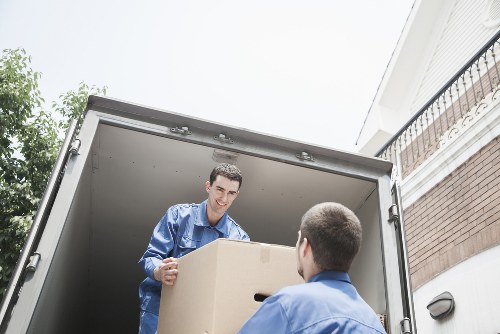Flexible self storage units available in Surbiton